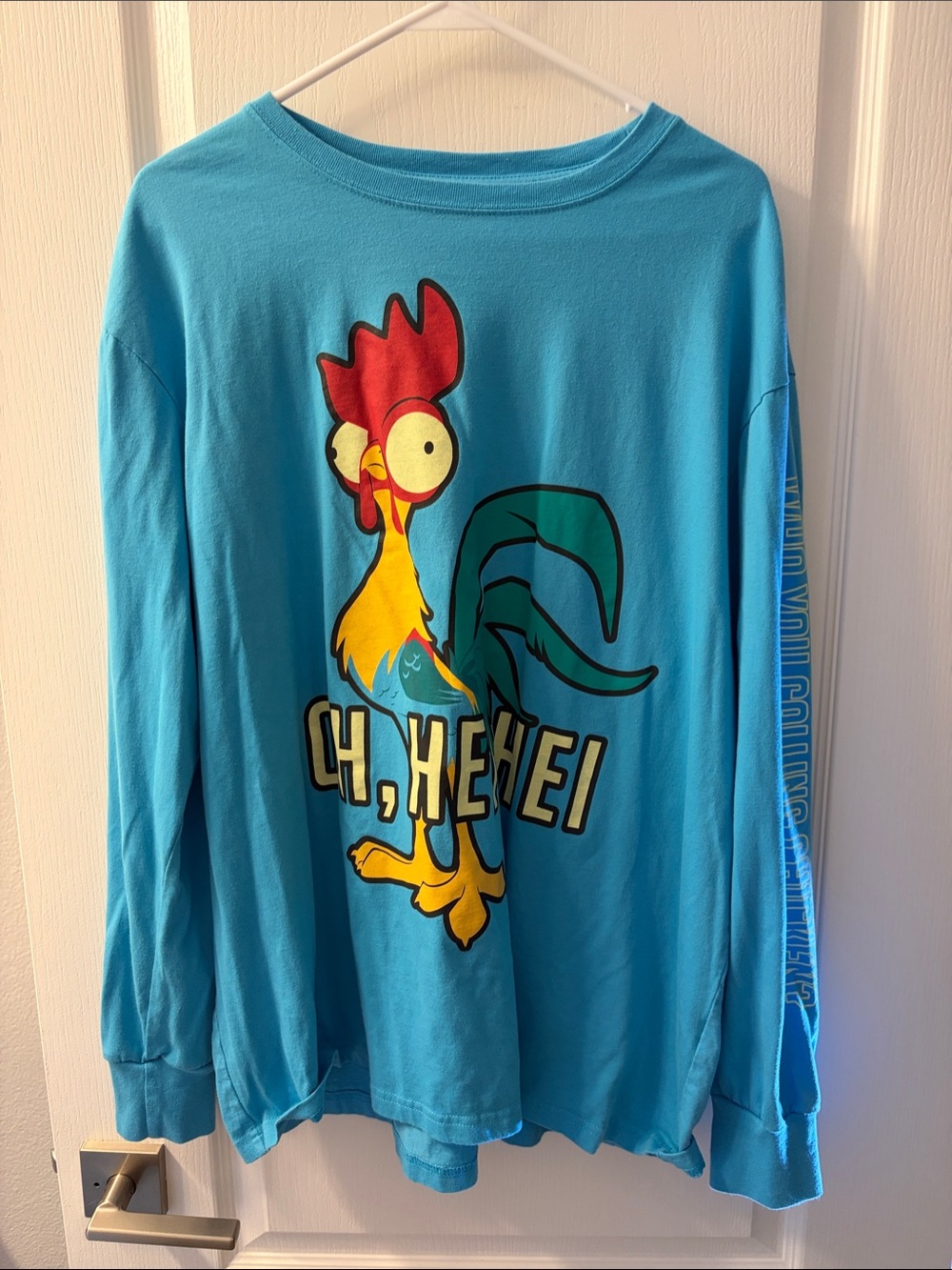 Disney - Hei Hei Blue Cartoon Rooster Graphic Long Sleeve Tee. Printed sleeves